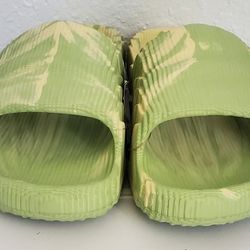 Adidas Originals Adilette 22 Magic Lime / Desert Sand GY1597 Size 11