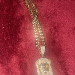 14k gold cuban link jesus pendant