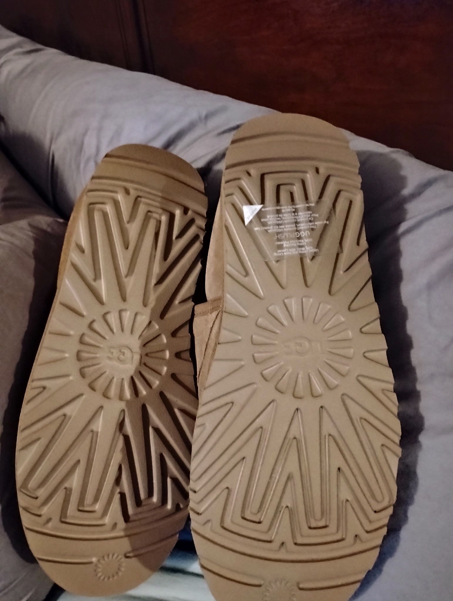 UGG Men's Scuff Romeo II Suede Slippers Size 9