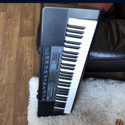 Casio Keyboard Piano