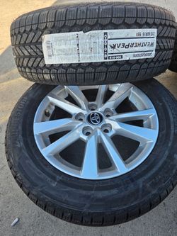 OEM 16" TOYOTA CAMRY Wheels & new TOYO Tires