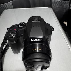 Panasonic Lumix DC-FZ80 4k camera