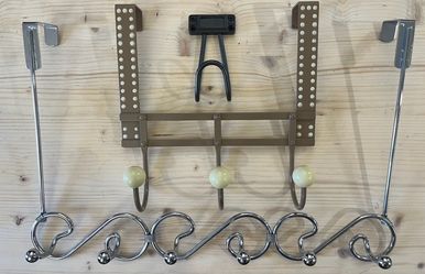 DOOR OVERHANG HOOKS & HANGERS SET OF 3!