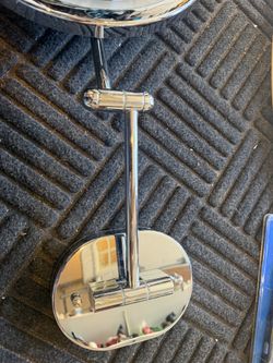 Lighted Makeup Mirror
