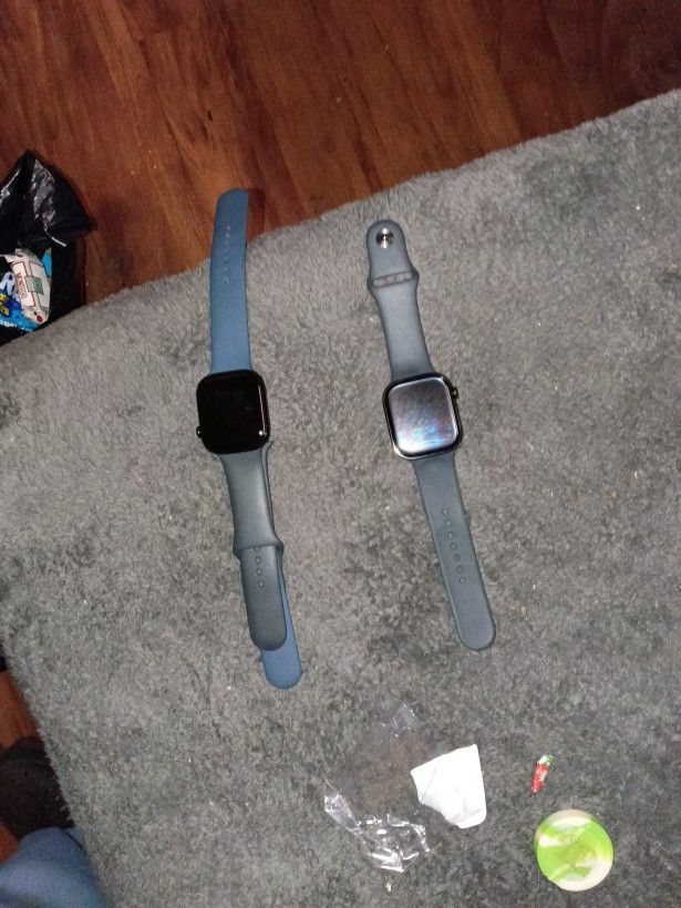 Apple Series 10 Watches Pair Of 2