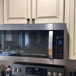 Whirlpool Microwave 