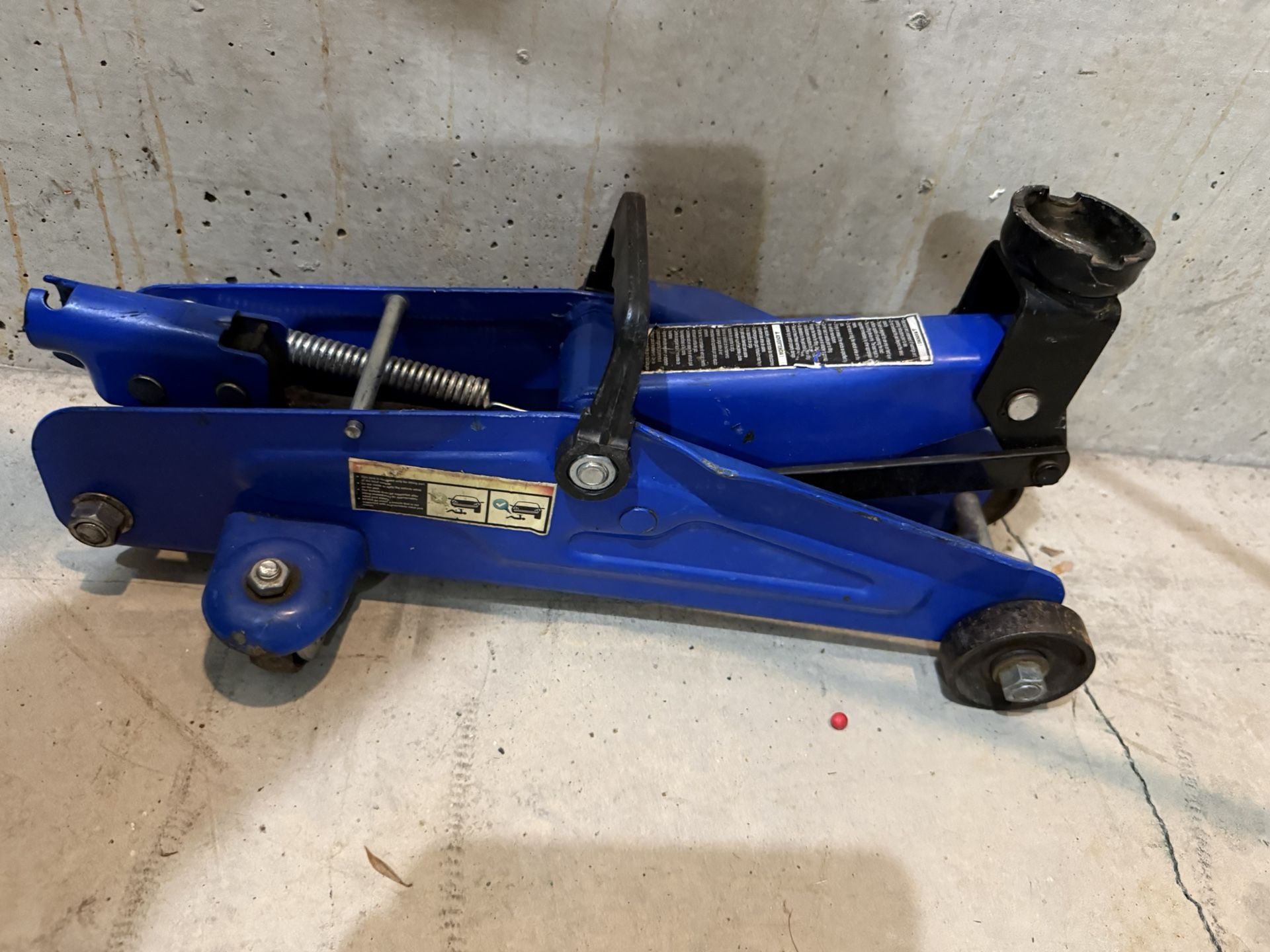 Heavy Duty Hydraulic Floor Jack 2 Ton – Steel Low Profile Car Lift Service Jack, Blue 