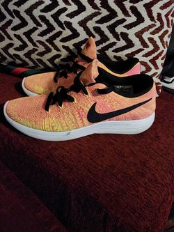 Nike Running Shoes / Everyday Shoe