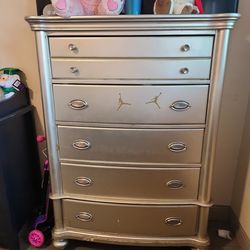 5 drawer dresser
