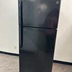 Ge Black Top Freezer Refrigerator 