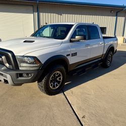 2016 Ram 1500 REBEL, 4x4 , 5.7 HEMI V8 