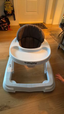 Baby walker chair