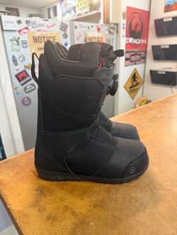 Nidecker boa size 8.5 snowboard boots certified with warranty located at Sin city snowboards