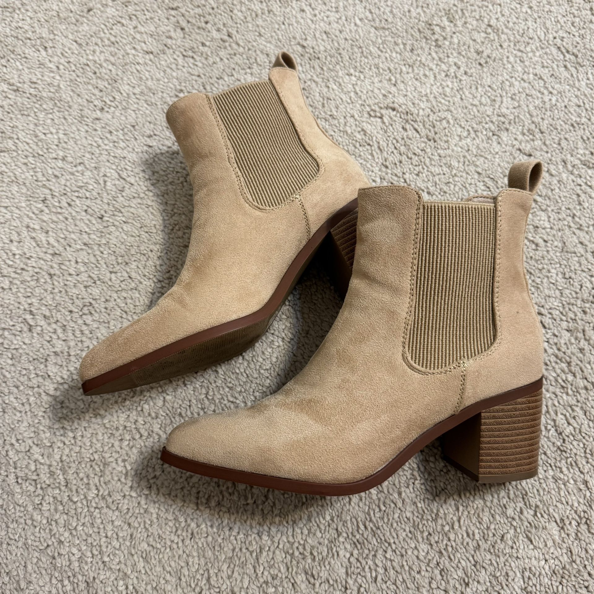 Tan Ankle Boots Women’s Size 7.5