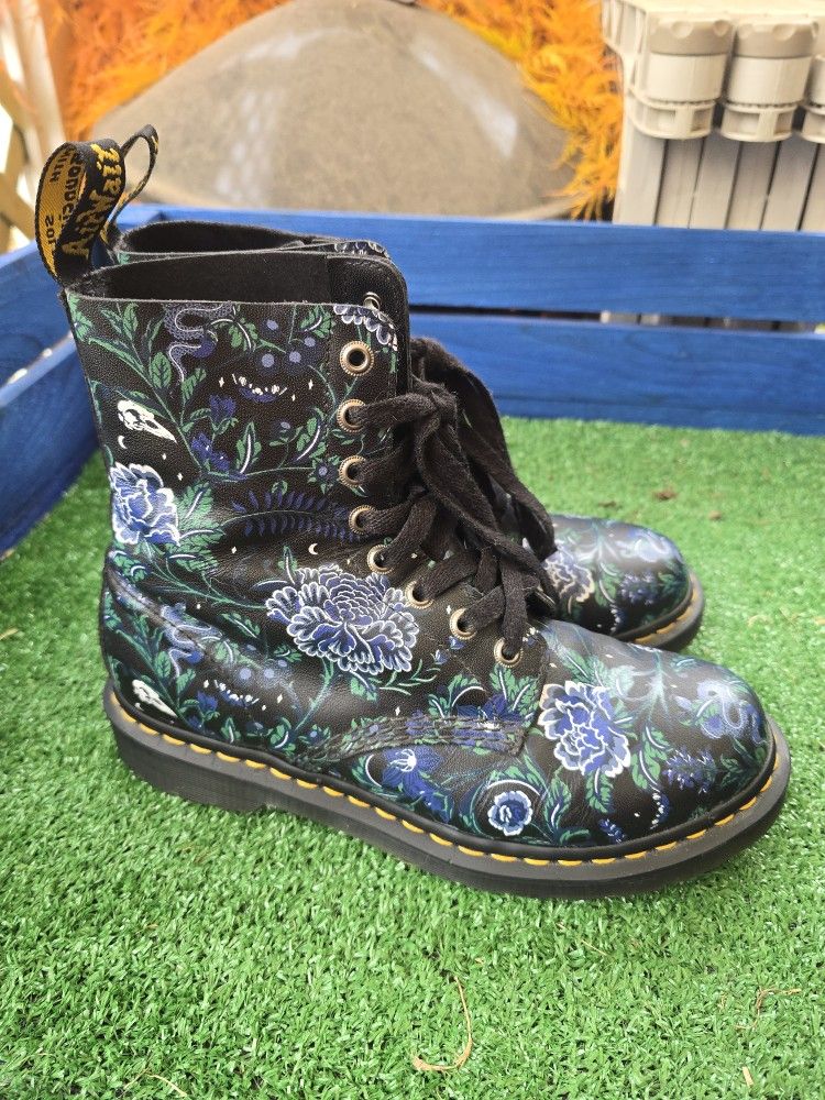 Dr. Marten 1460 Pascal Mystic Floral Boots, Womens Size 9