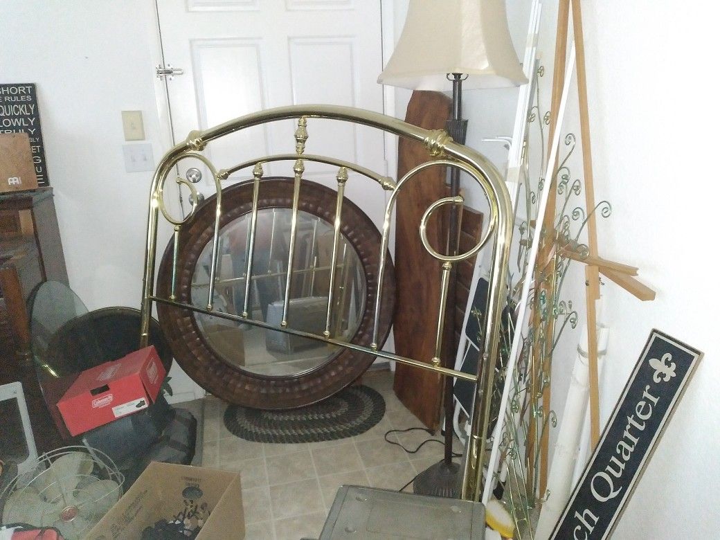 Head Bed Frame