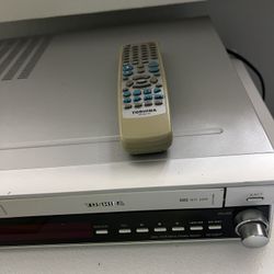 Toshiba SD-V55HT DVD/VCR Combo 