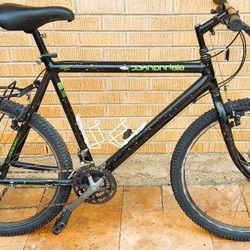Cannondale Competition Series 3.0 SM900 Aluminum Frame Mountain Bike 
