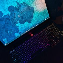 *New/Sealed* RTX 5070, OLED 165Hz QHD+, i7-14700HX, 16GB DDR5, 1TB SSD, Wi-Fi 7