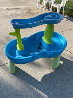 Water table for kids