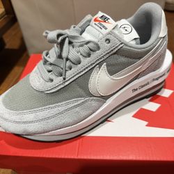 Nike LDWaffle sacai Fragment