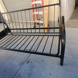 Futon Metal Open Box With Mattress Memory Foam  280