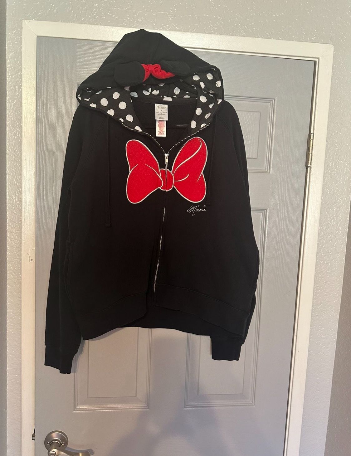 Women’s Disney Store Minnie Mouse black full zip ears & bow hoodie sweatshirt XL