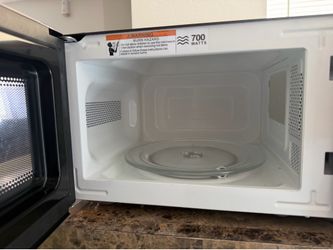 Microwave 700 w