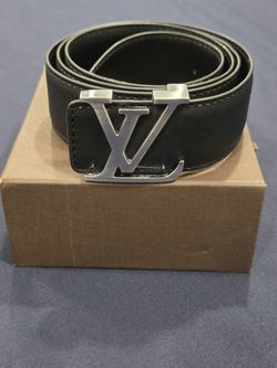 Men's White Leather Belt and Black Metal Buckle