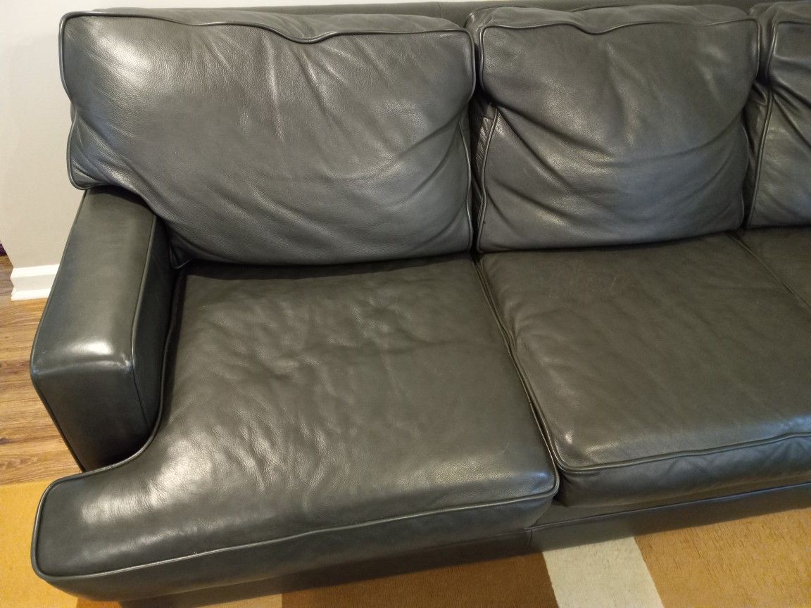 Black Sectional Leather Couch for Sale in Cuyahoga Falls, OH OfferUp