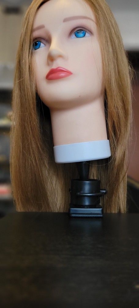 26-28" Mannequin Head And Table Stand