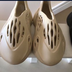 Beige Yeezy Foam Runners