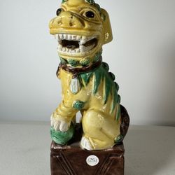 19 Century Antique Chinese Porcelain Foo Dog Status 8”