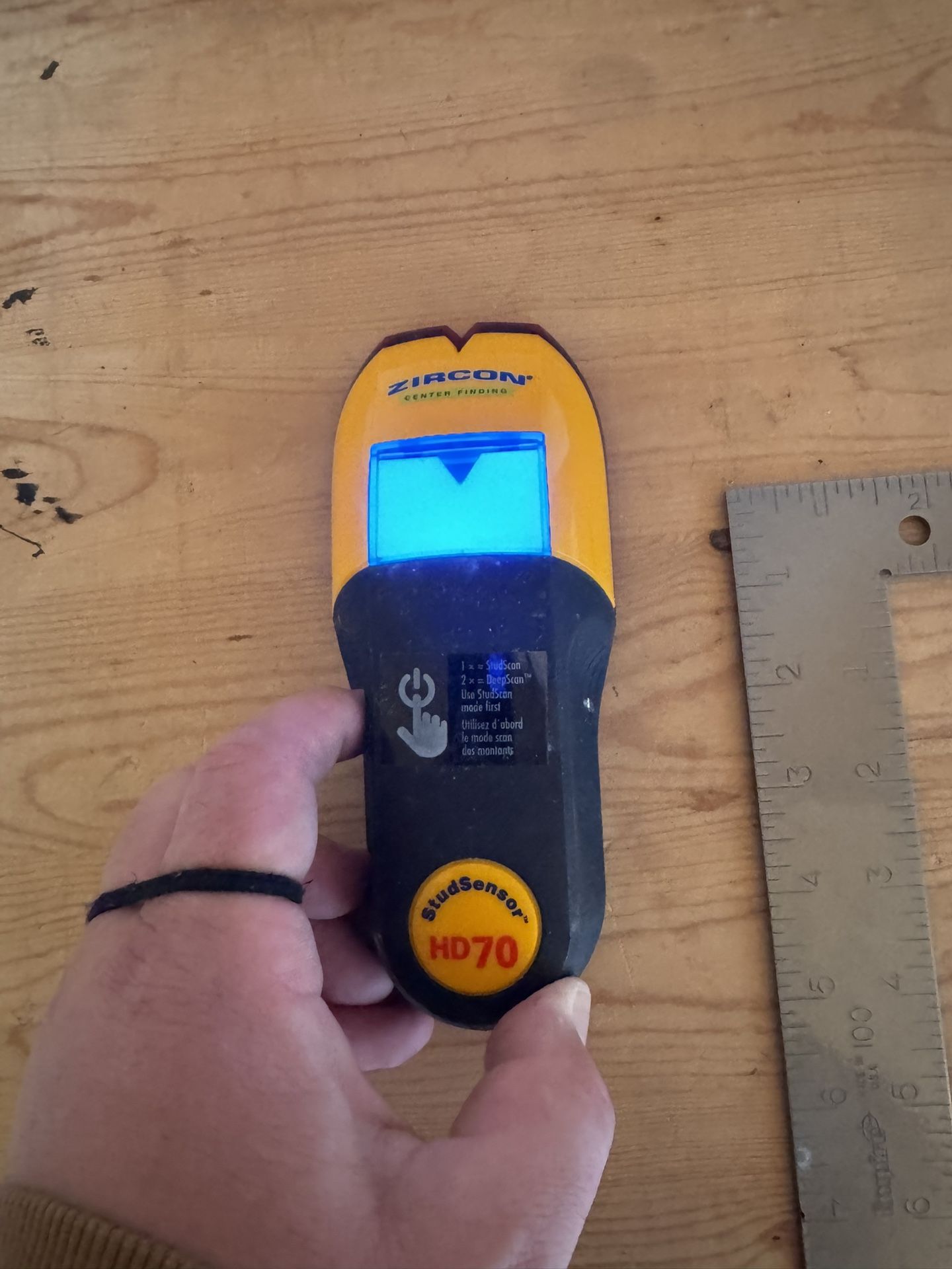 Zircon Stud Finder