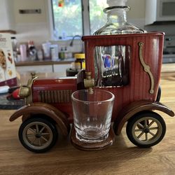 Whiskey Decanter Glasses & Vintage Car