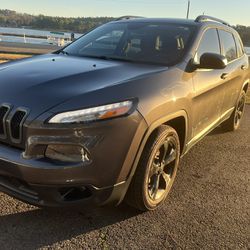 2017 Jeep Cherokee 