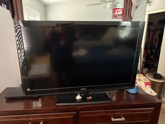 Haier TV with remote