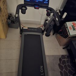ECHELON ECH-STRIDE Treadmill