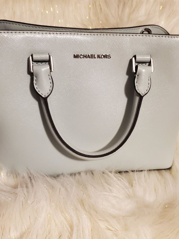 Authentic Michael kors crossbody
