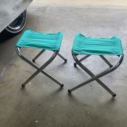 Folding Chairs 