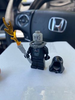 LEGO Star Wars Darth Vader battle-damaged