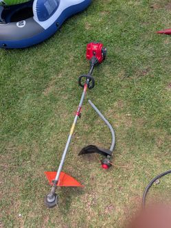 CRAFTSMAN WC 2200 2-CYCLE 25CC weed eater/weedWacker with straight shaft and curved shaft attachment runs excellent. Thanks for looking. Check out my 