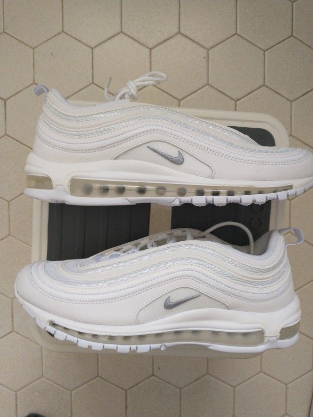 New Nike Air Max 97 Men Size 10.5 White