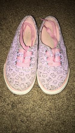 Toddler Shoes (Size 9)