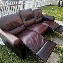 Used Couch In Good Condition 