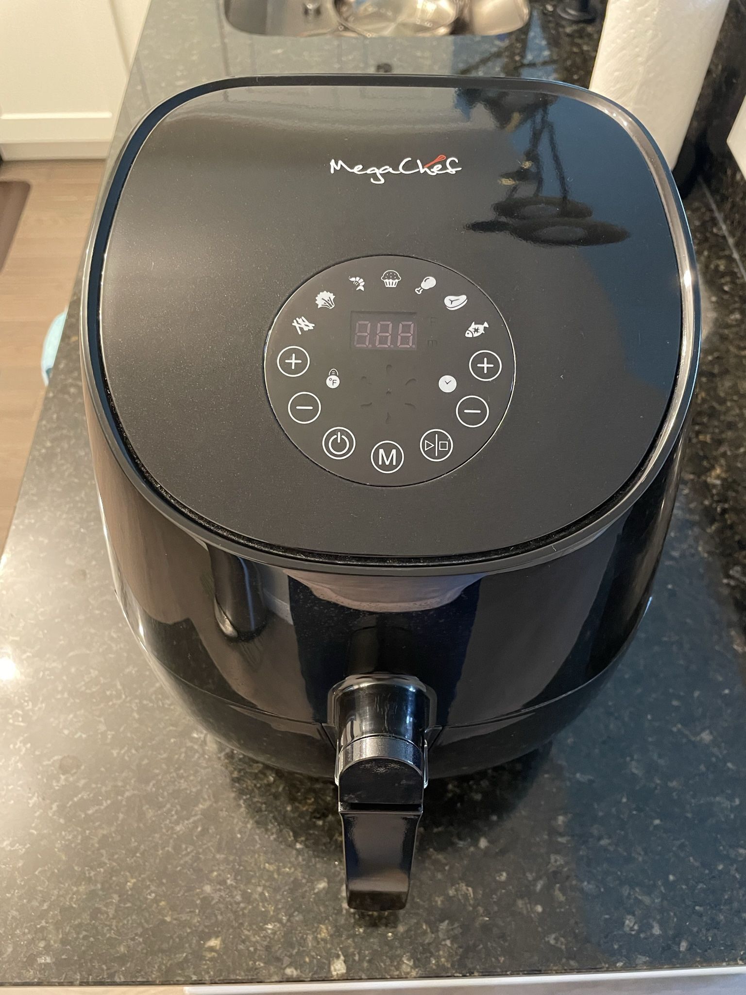 Air Fryer 3.5 Qt.