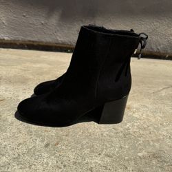 Black Boots