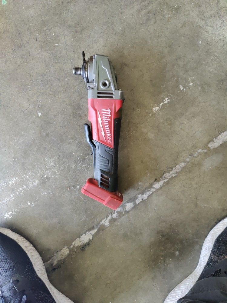 Milwaukee Grinder