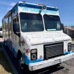 Soft Serve (ice Cream Truck) 