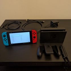 Nintendo Switch V2 32 GB + 64 GB micro SD 
